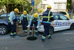 Au apărut înregistrările cu primele discuții dintre pompieri și angajații Distrigaz, după explozia care a avut loc în Rahova: „Tu iei legătura şi-mi oprești zona asta de gaz” Au apărut înregistrările cu primele discuții dintre pompieri și angajații Distrigaz, după explozia care a avut loc în Rahova: „Tu iei legătura şi-mi oprești zona asta de gaz”